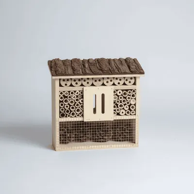 Wooden Insect Hotel Outdoor Bark Roof Bug House Solitary Bee Nest Wood Insect Lodge - 2